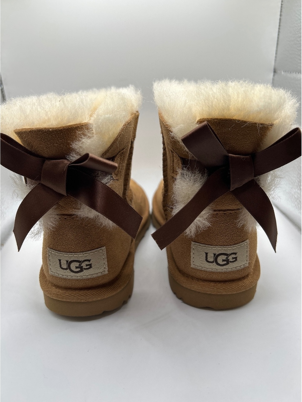 UGG Kids Bailey Bow II Boots Chestnut Brown Suede Size 10 New in Box Adorable!
